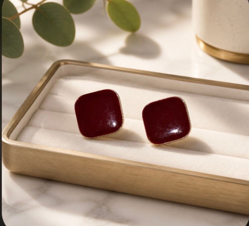 Chao Jue Vintage Enamel‎ Maroon Earrings